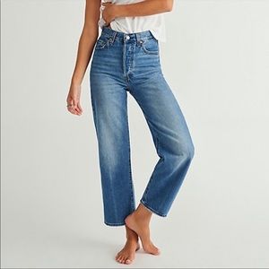 Levi’s Premium Ribcage Straight Ankle Jeans NEW